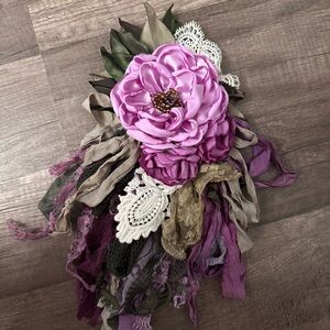 💜Lilac Flower pin Accessory💜